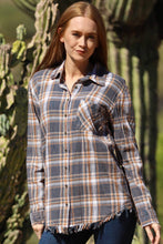 Load image into Gallery viewer, PLAID FRAYED HEM FLANNEL SHIRT