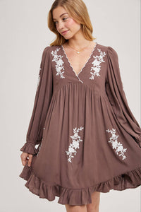 FLOUNCY RUFFLED DRESS EMBROIDERED