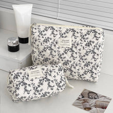 Load image into Gallery viewer, Flower Print Make Up Bag