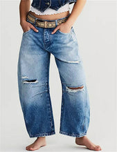 Load image into Gallery viewer, Ladies Mid Rise Wide Leg Barrel Jeans SKP522