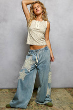 Load image into Gallery viewer, Floral Button Tank