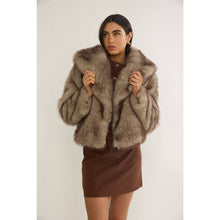 Load image into Gallery viewer, STELLA SHAWL FAUX FUR JACKET