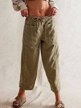 Load image into Gallery viewer, Black Barrel Jogger Jeans