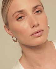 Load image into Gallery viewer, Nimbo Earrigs Silver