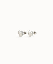 Load image into Gallery viewer, Uno Heart Earrings Silver