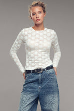 Load image into Gallery viewer, Romantic Floral Stretch Lace Top