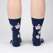 Load image into Gallery viewer, Women&#39;s Crew Sock: Cherry Blossoms
