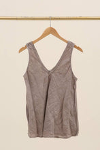 Load image into Gallery viewer, V-neck Tank Top 100% linen