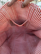 Load image into Gallery viewer, Vardan Velvet Tiger Print Bag Tote Bag Quilted Velvet Bag