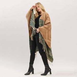 Aztec Print Pattern Fringe Ruana