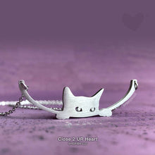 Load image into Gallery viewer, Peeking Cat Stainless Steel Necklace