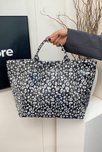 Load image into Gallery viewer, Leopard Water Proof Tote Bag