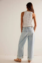 Load image into Gallery viewer, Daisy Dark Wash Street Jeans