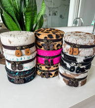 Load image into Gallery viewer, WESTERN COWHIDE ROUND JEWELRY BOX