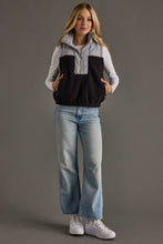 Load image into Gallery viewer, Lt. Gray &amp; Black Vest