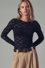 Load image into Gallery viewer, Romantic Floral Stretch Lace Top