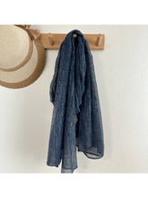 Load image into Gallery viewer, Scarvii - Soft Floral Pattern Scarf