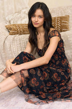Load image into Gallery viewer, TYNLEE FLORAL ORGANZA MIDI DRESS