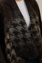Load image into Gallery viewer, Houndstooth Poncho Taupe
