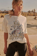 Load image into Gallery viewer, Def Leppard Oversize Tee