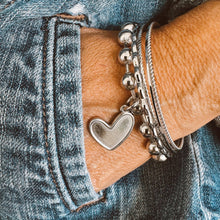 Load image into Gallery viewer, Heart Charm Bracelet