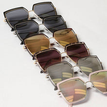 Load image into Gallery viewer, Women&#39;s Oversized Square Mirrored Sunglasses