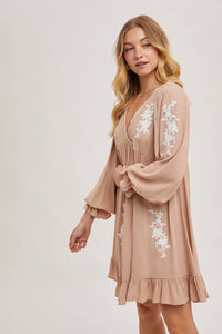 FLOUNCY RUFFLED DRESS EMBROIDERED