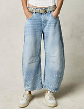 Load image into Gallery viewer, Ladies Mid Rise Wide Leg Barrel Jeans SKP522