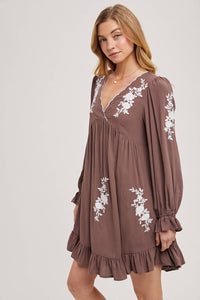 FLOUNCY RUFFLED DRESS EMBROIDERED
