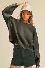 Load image into Gallery viewer, Basic Crop Sweatshirt