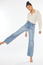 Load image into Gallery viewer, Distressed Straight Leg Jeans