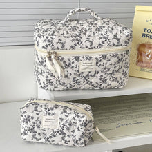 Load image into Gallery viewer, Flower Print Make Up Bag