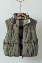Load image into Gallery viewer, Reversible Cropped Puffer Vest