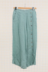 Italian Linen Pants Button Detail