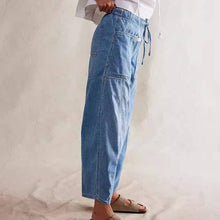 Load image into Gallery viewer, Black Barrel Jogger Jeans