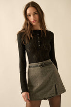 Load image into Gallery viewer, Fiona Floral Lace Raglan-Sleeve Henley Top