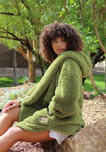 Load image into Gallery viewer, Nordic Beach Cozy Wrap